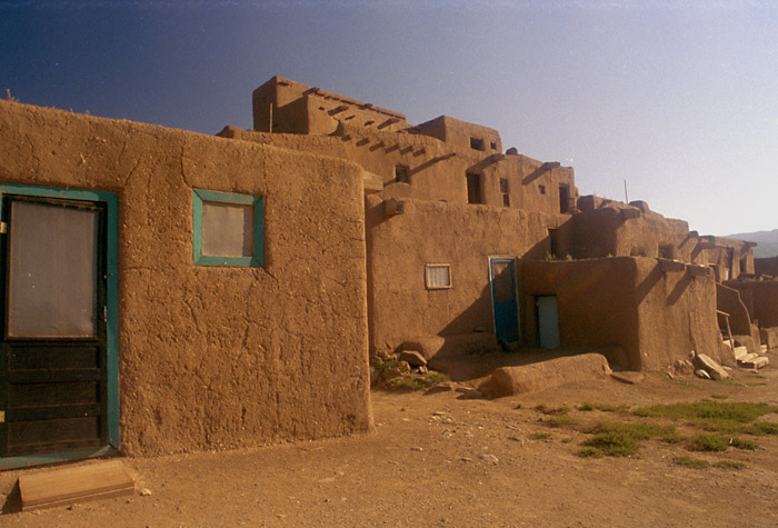 pueblonorthhouse.jpg