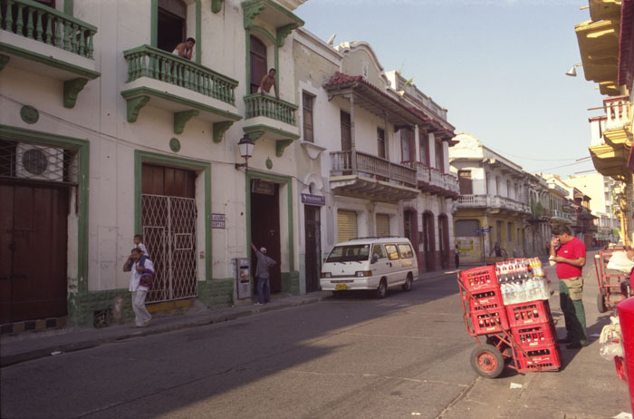 082709_cartagena_mediarealmorning_160s.jpg