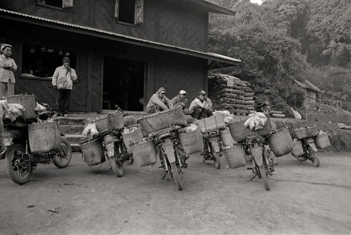 20110219_shan_pannyung_motoshops3_tx800XTOL.jpg