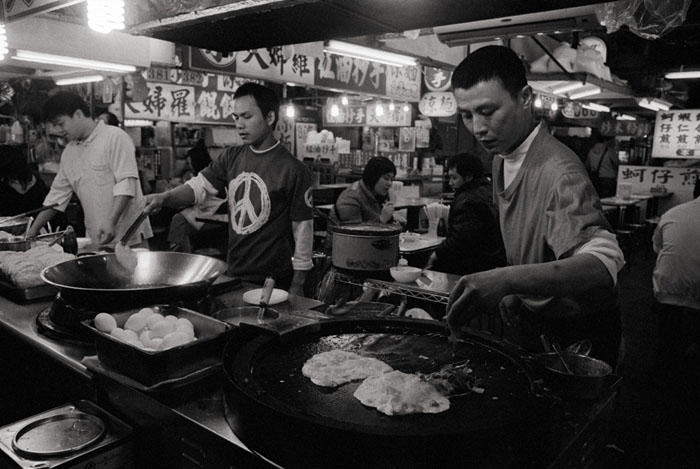 20110317_taipei_shilin_oysterpancake_np3200XTOL.jpg