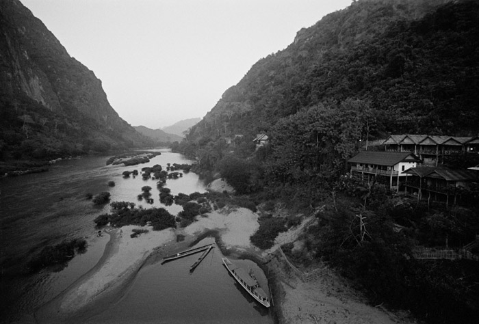 20111221_nongkhiaw_bridgeview3_tx1600XTOL.jpg