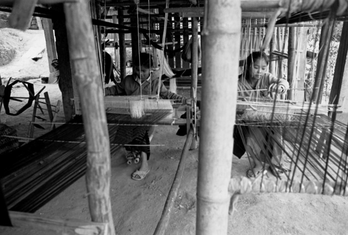 20120106_samtai_kidweavers1_tx800XTOL.jpg