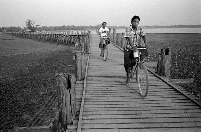 20120323_amarapura_ubein_bikes4_np400D76.jpg