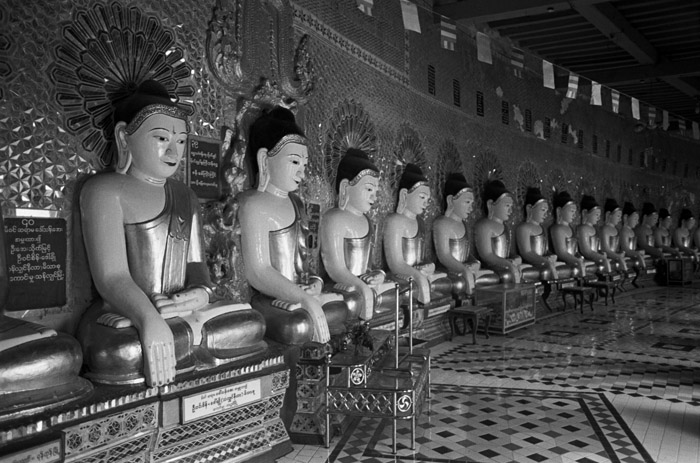 20120323_sagaing_buddhas1_pxD76.jpg