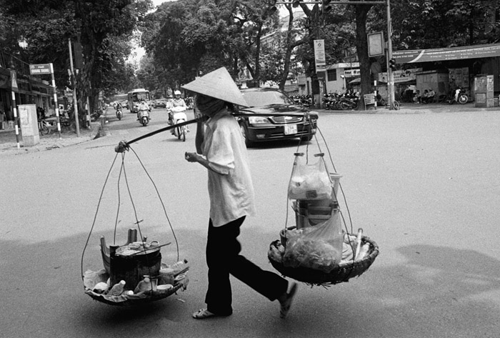 20130417_hanoi_vendor3_txXTOL.jpg