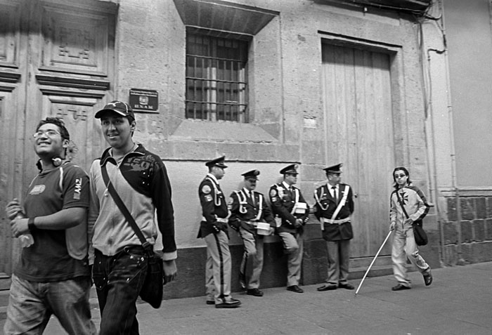 22-zocalowalking.jpg