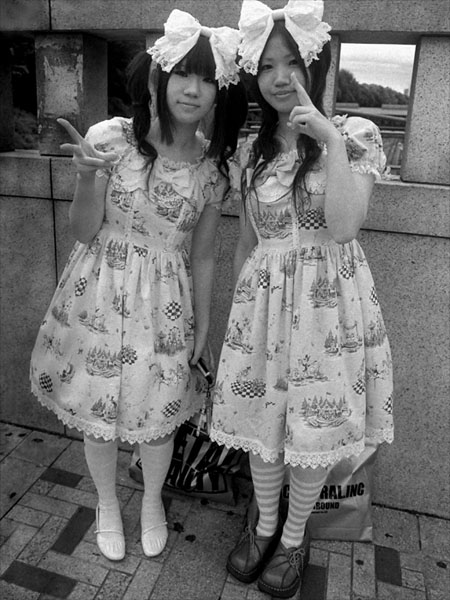 harajuku-bowgirls.jpg