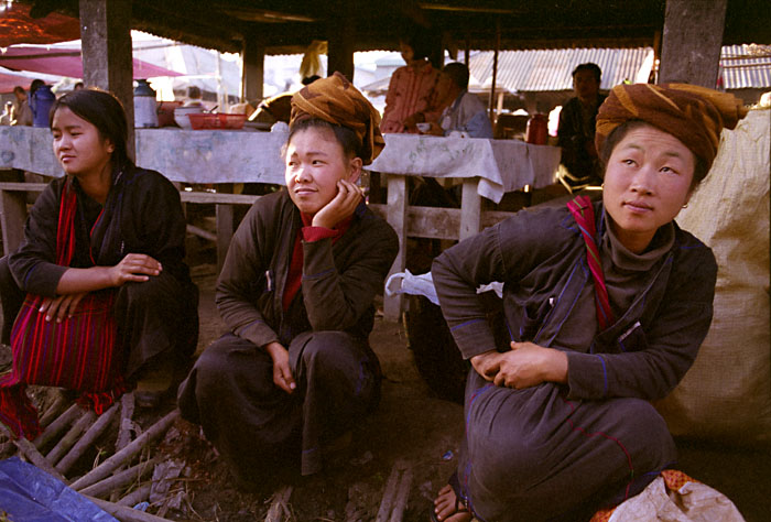 inle-nampan-paowomen.jpg