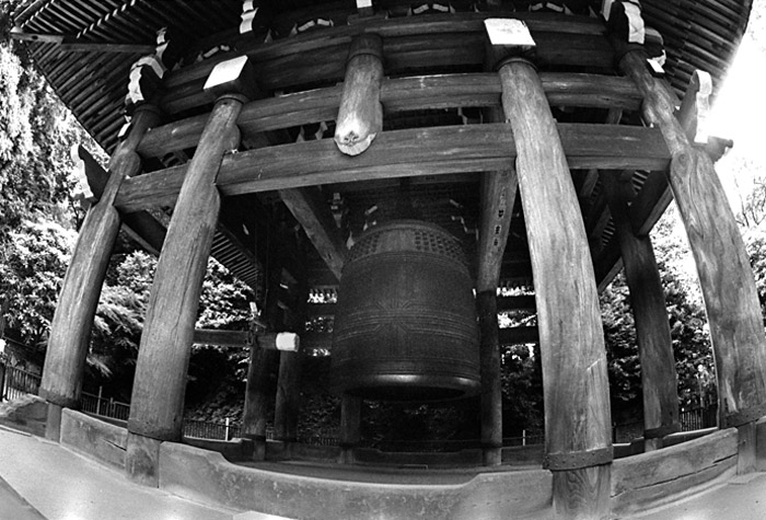 kyoto-chionin_belltower.jpg