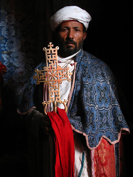 lalibela-priest1.jpg