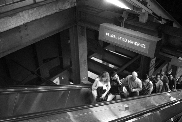 062309_trip_Dtrain34th_escalator_3200.jpg