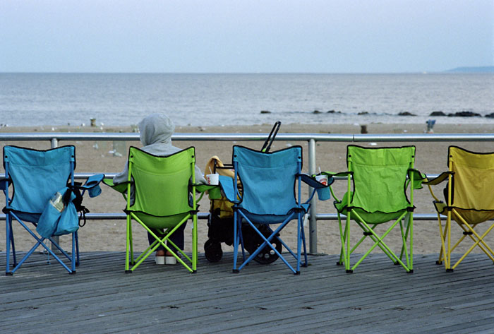 070309_beachchairs_400vc.jpg