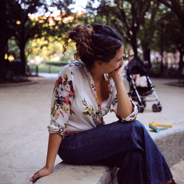 20110606_ikonta_mafesandbox_portra800-m.jpg