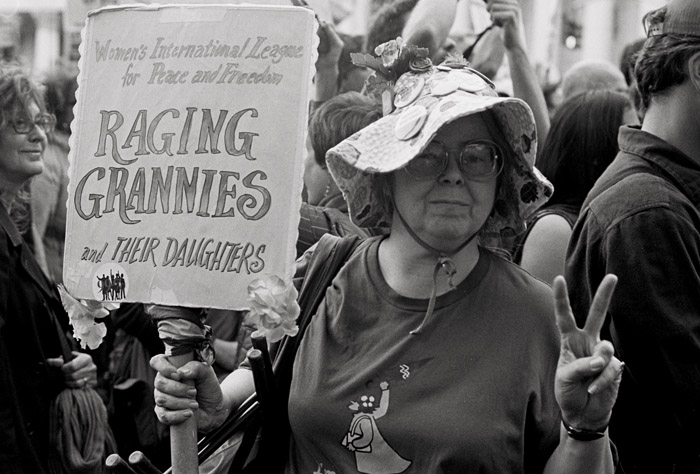 20111005_occupywallst_grannies1a_tx800XTOL.jpg