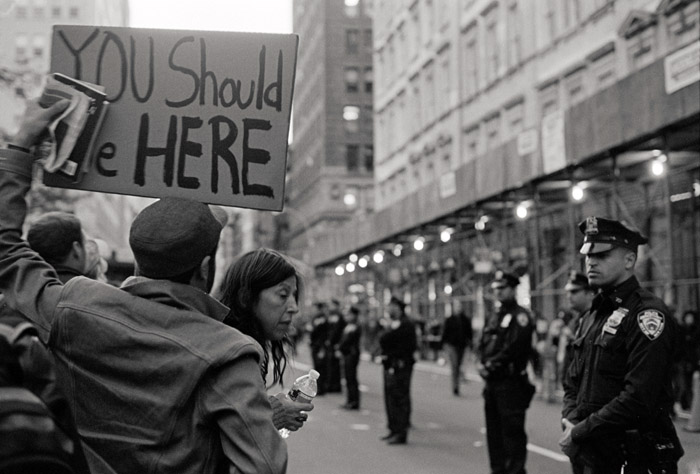 20111005_occupywallst_nypd3_tx800XTOL.jpg