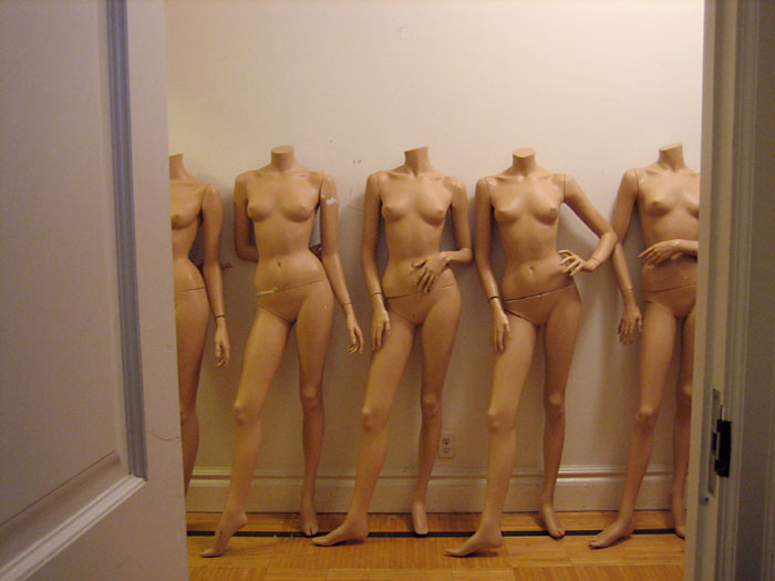 mannequin.jpg