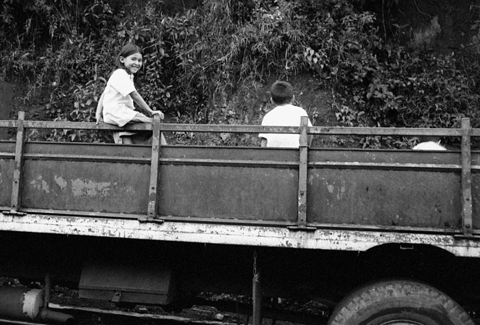 perquin1-trip-truckkids1.jpg