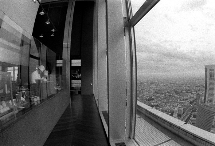 tokyo-parkhyatt_kitchen.jpg