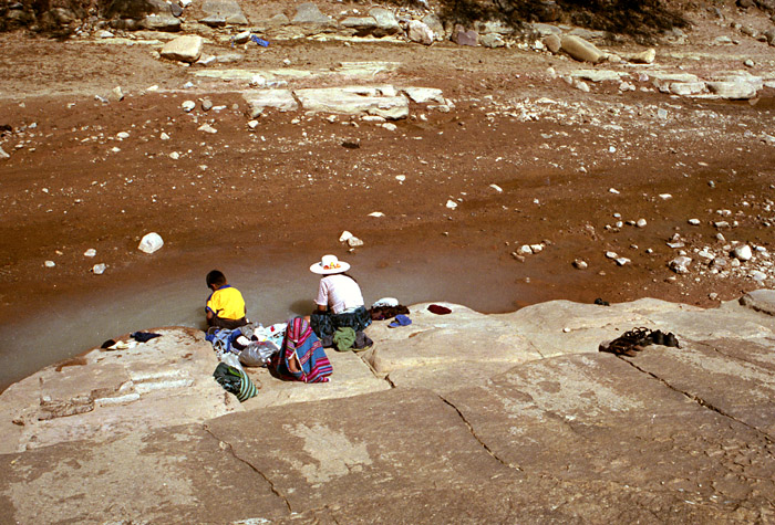 washingclothes.jpg